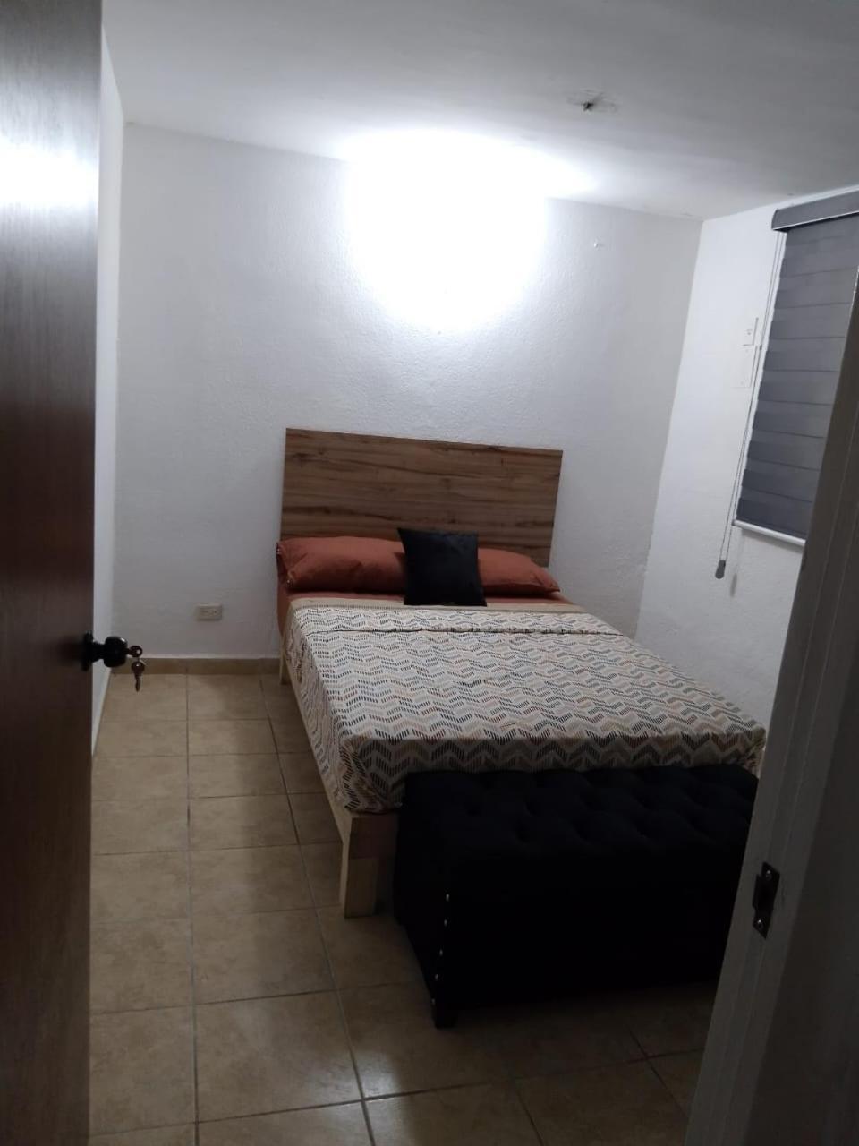 Апартаменти Depa Eco En Planta Baja, A 5 Minutos Del Malecon Y Zona Dorada Мазатлан Екстер'єр фото